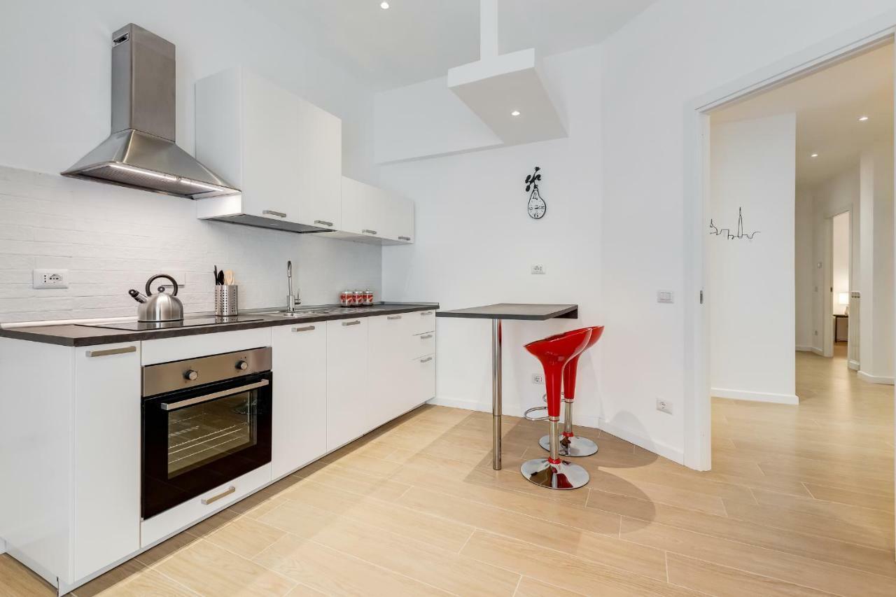 Lovely 3 Close Trastevere Station Apartment Rome